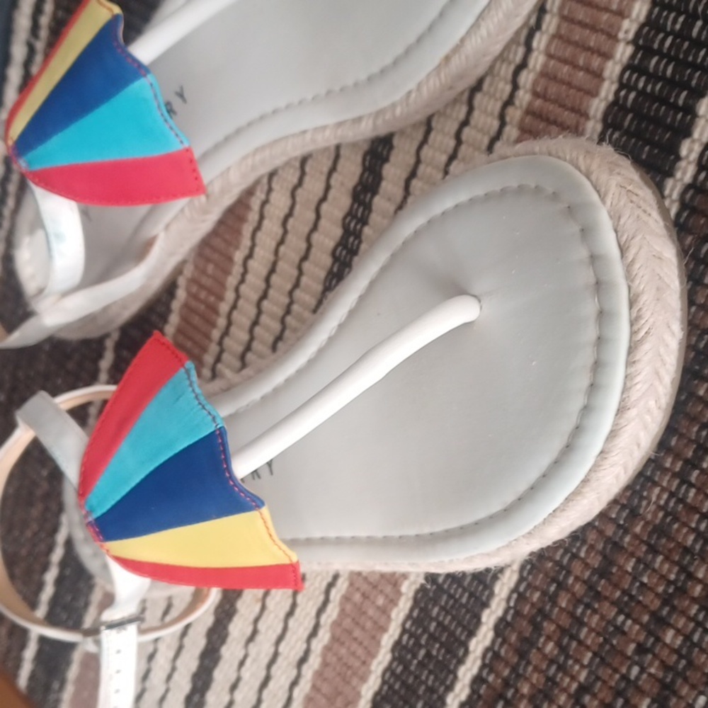 Katy Perry sandals - Picture 2 of 12